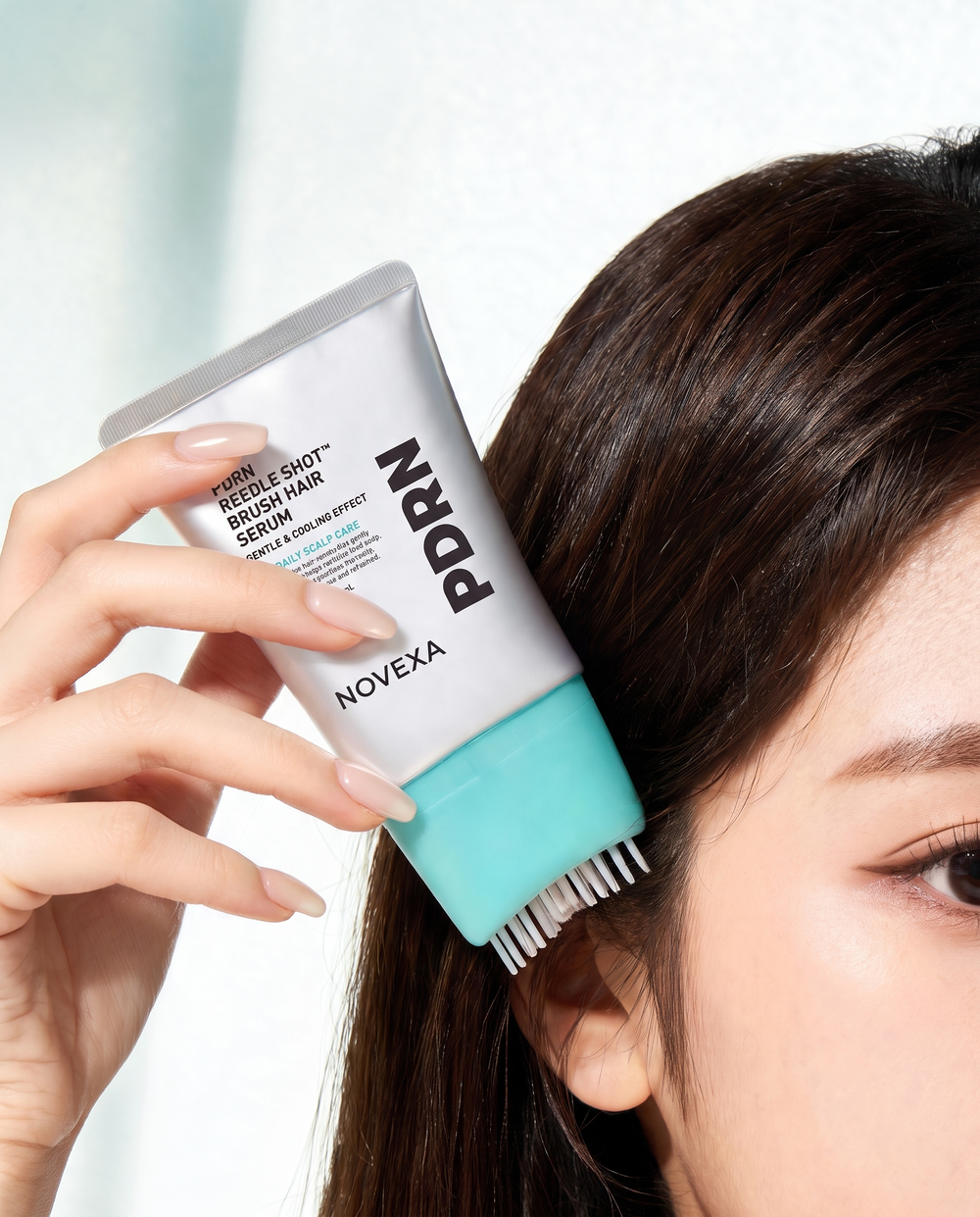 Nightly routine with the PDRN hair serum brush